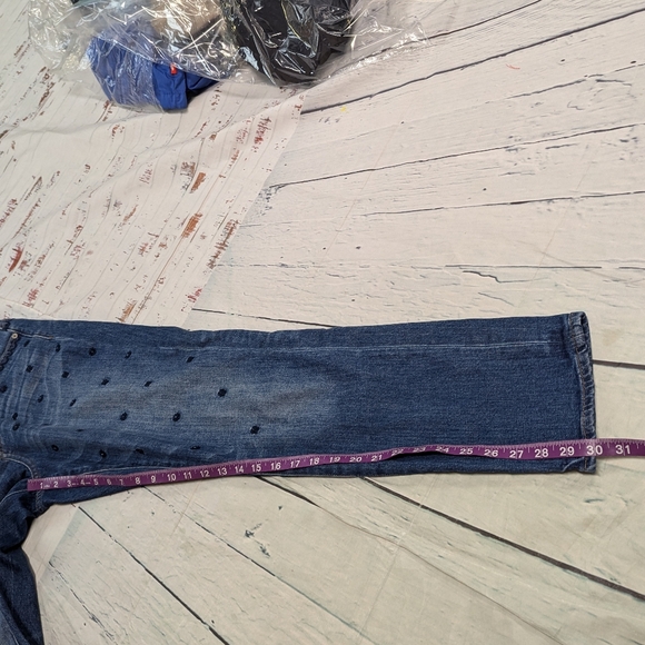 Madewell The High-Rise Slim Boy Jean with floral embroidery. - Picture 4 of 8